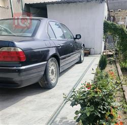 بي ام دبليو الفئة 7